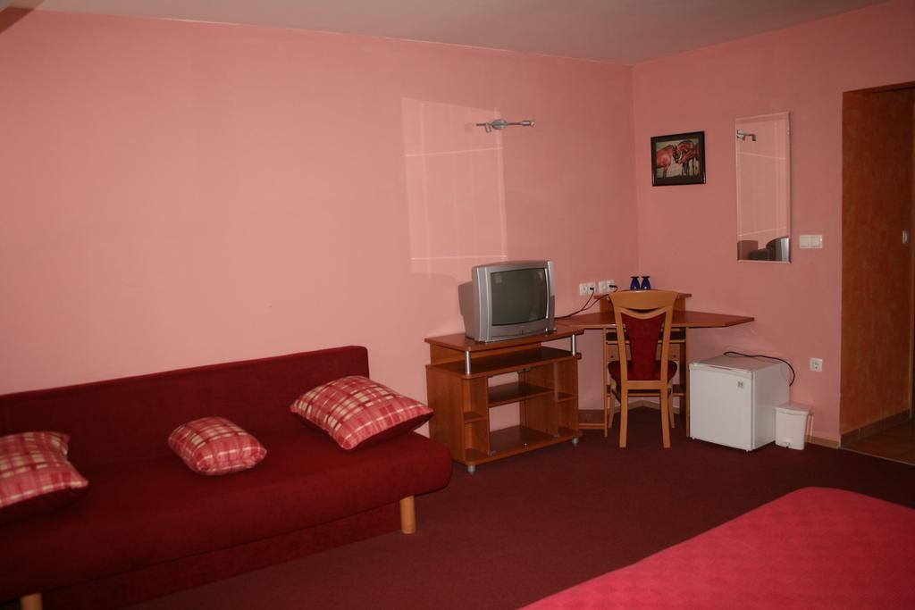 Guest House Klub Kovac Naklo Pokoj fotografie