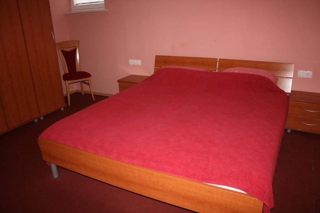 Guest House Klub Kovac Naklo Pokoj fotografie