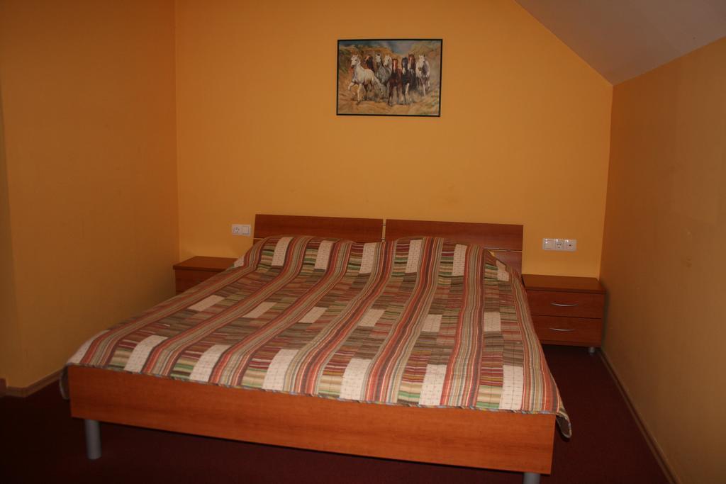 Guest House Klub Kovac Naklo Pokoj fotografie